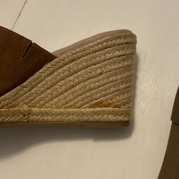 Sonoma Suede wWedge sz 8.5 M - Picture 5 of 6